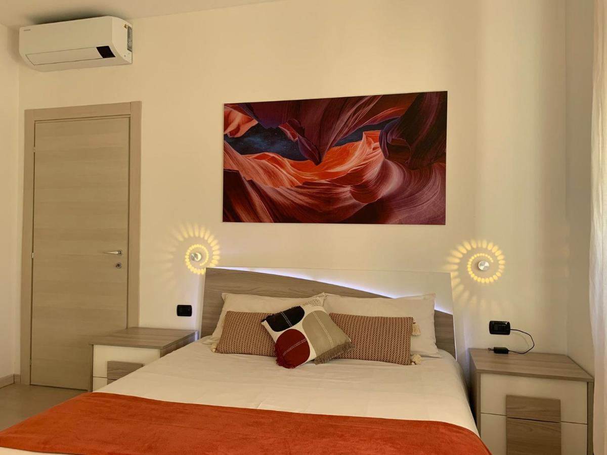 Jasmine Malpensa And More, Easy Parking Easy Airport Samarate ภายนอก รูปภาพ